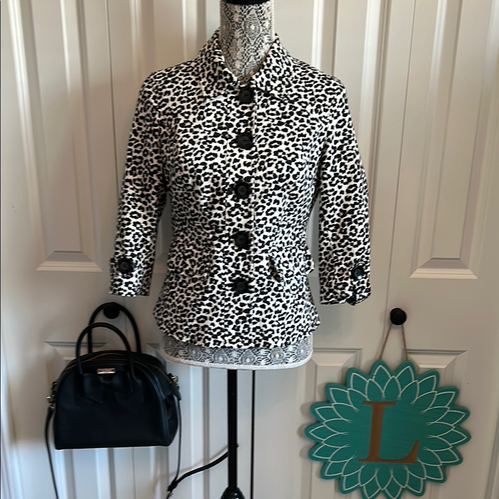 Forever 21 Black and White Leopard Print Blazer